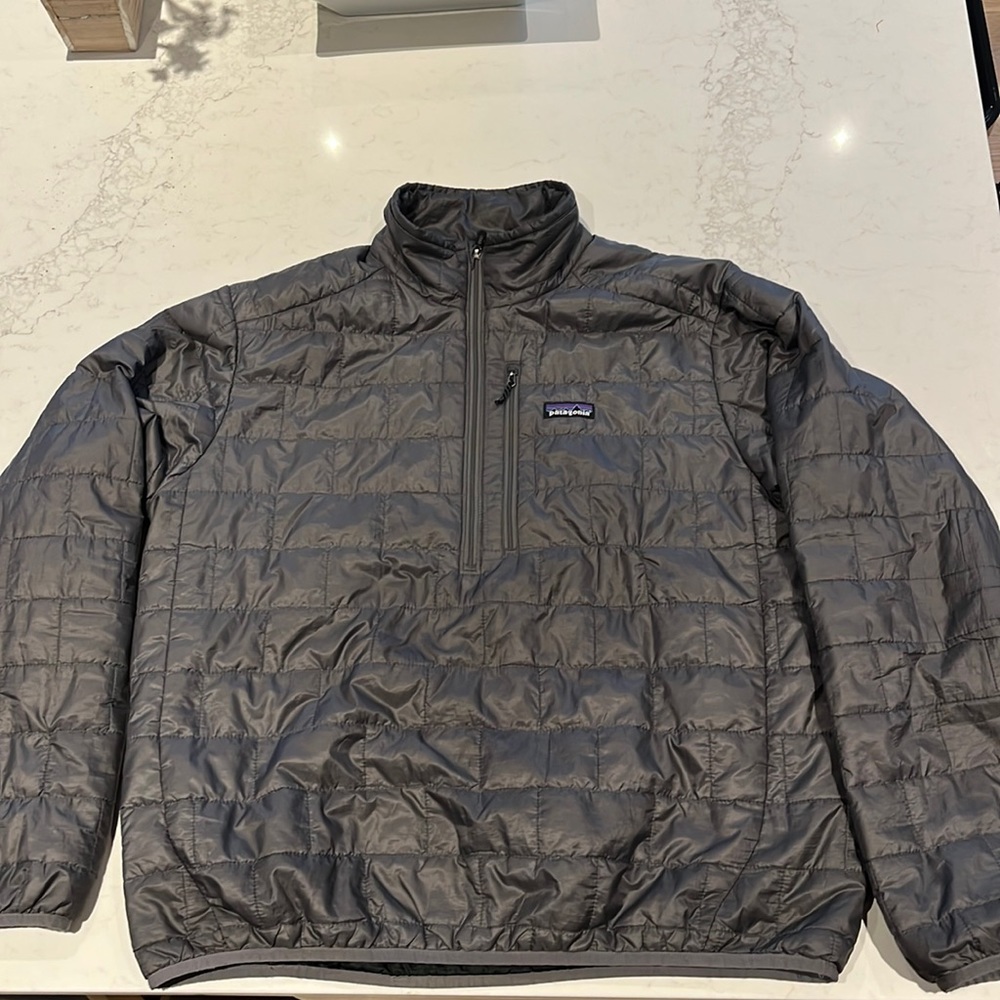 Patagonia Mens Large Nano Gray 1/4 Puff Jacket